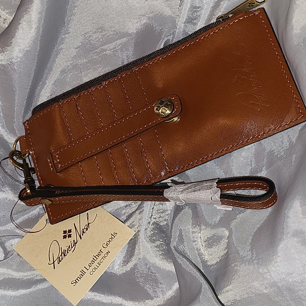 Patricia Nash Alanna Tan Heritage Leather Card Holder with Strap Ha